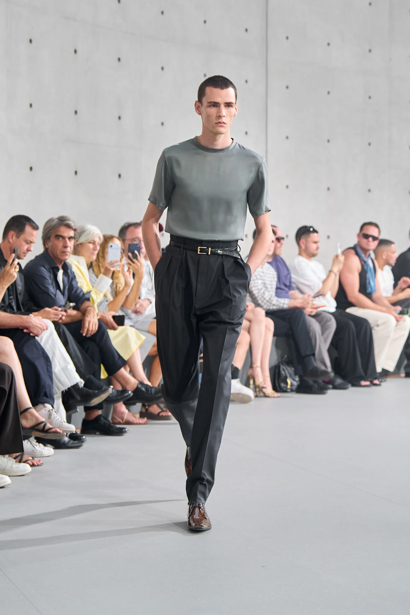 Показ Saint Laurent весна-лето 2027 | Spotlight