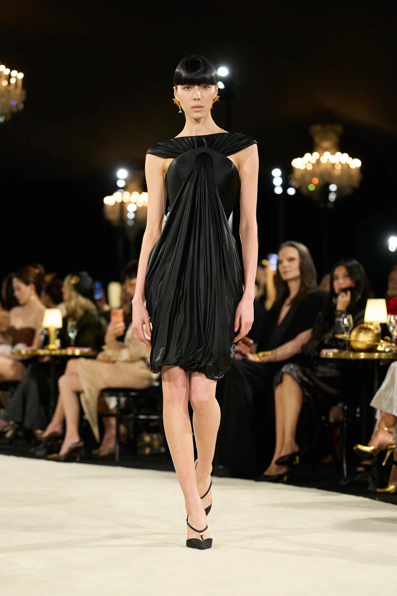 Показ Schiaparelli весна-лето 2027 | Spotlight