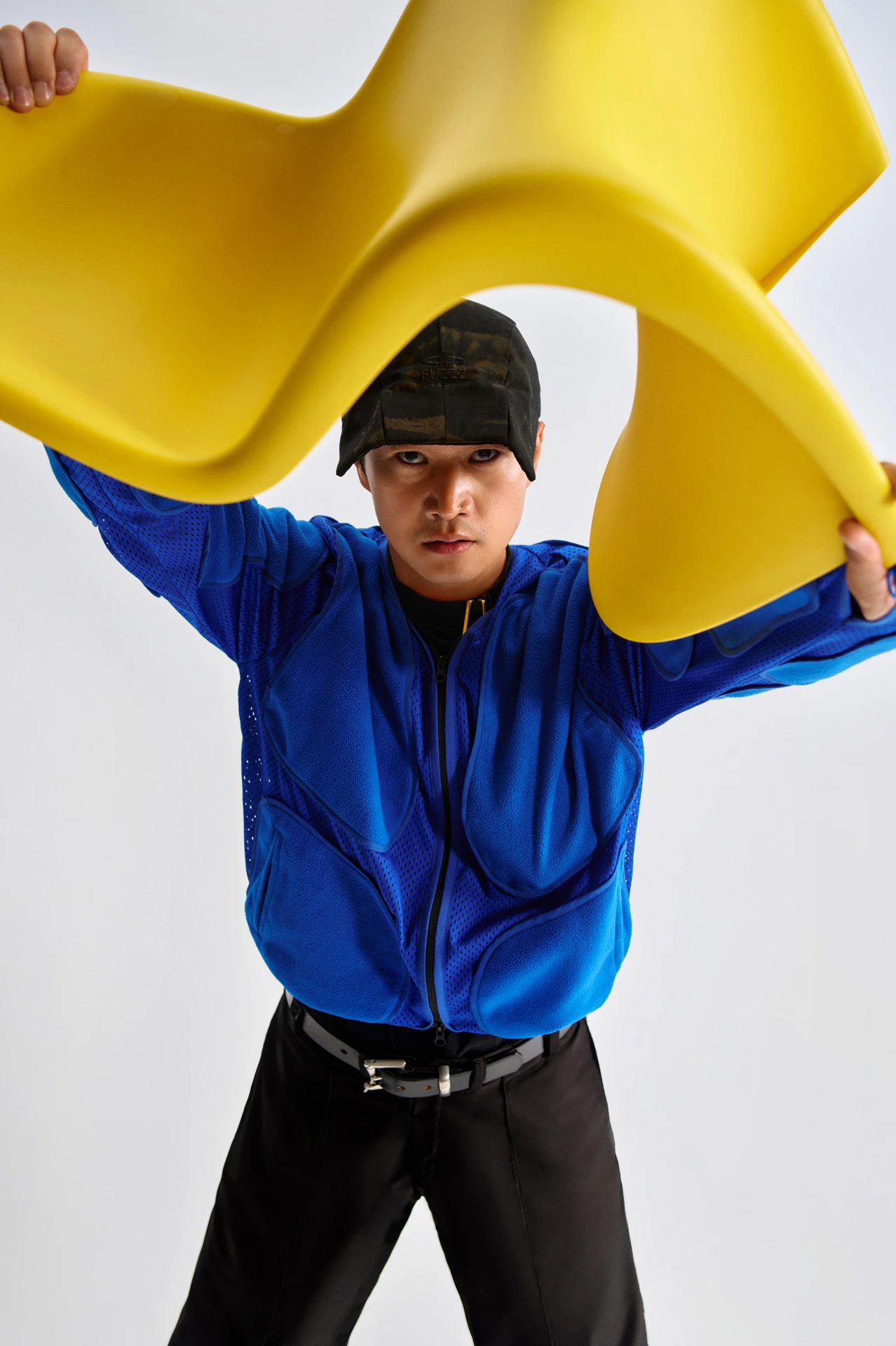 Бомбер, брюки, водолазка, кепка Fuzzz | Фотограф: Мария Slozhnomarya