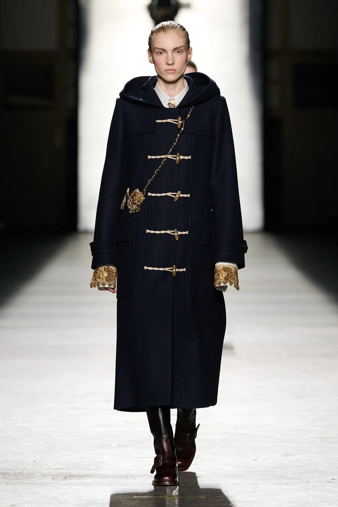 Показ Dries Van Noten осень-зима 2026 | Spotlight