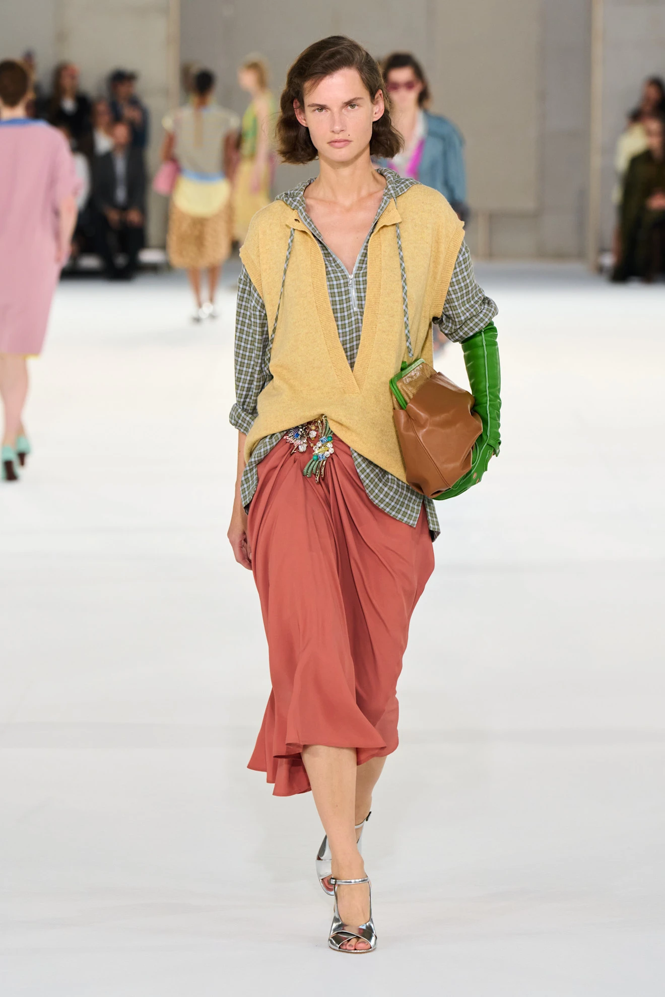 Показ Dries Van Noten весна-лето 2027 | Spotlight