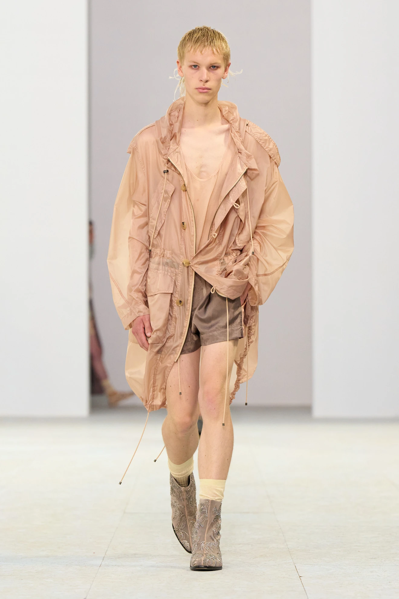 Показ Dries Van Noten весна-лето 2027 | Spotlight