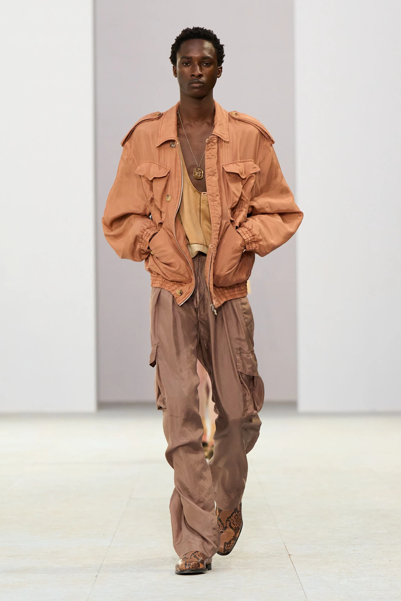 Показ Dries Van Noten весна-лето 2027 | Spotlight