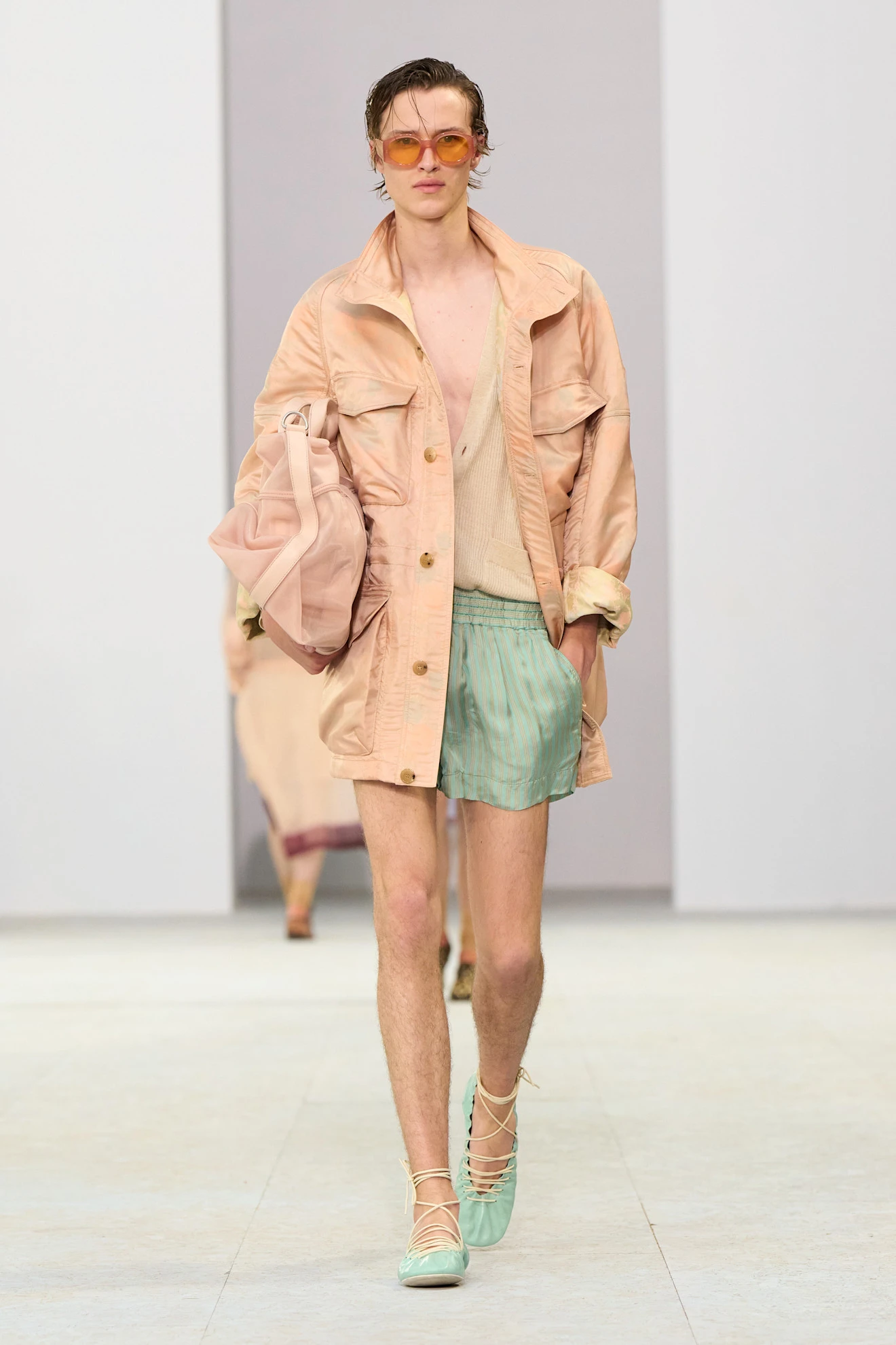 Показ Dries Van Noten весна-лето 2027 | Spotlight