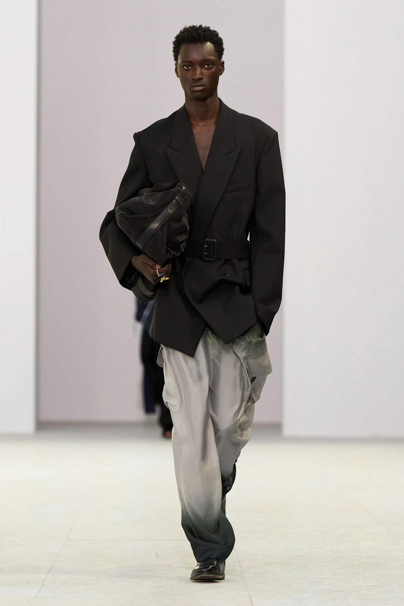 Показ Dries Van Noten весна-лето 2027 | Spotlight