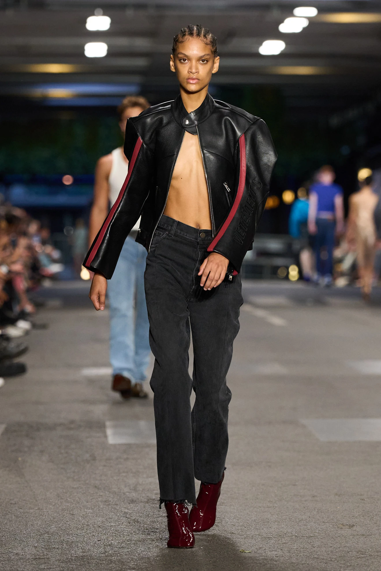 Показ Vetements весна-лето 2027 | Spotlight