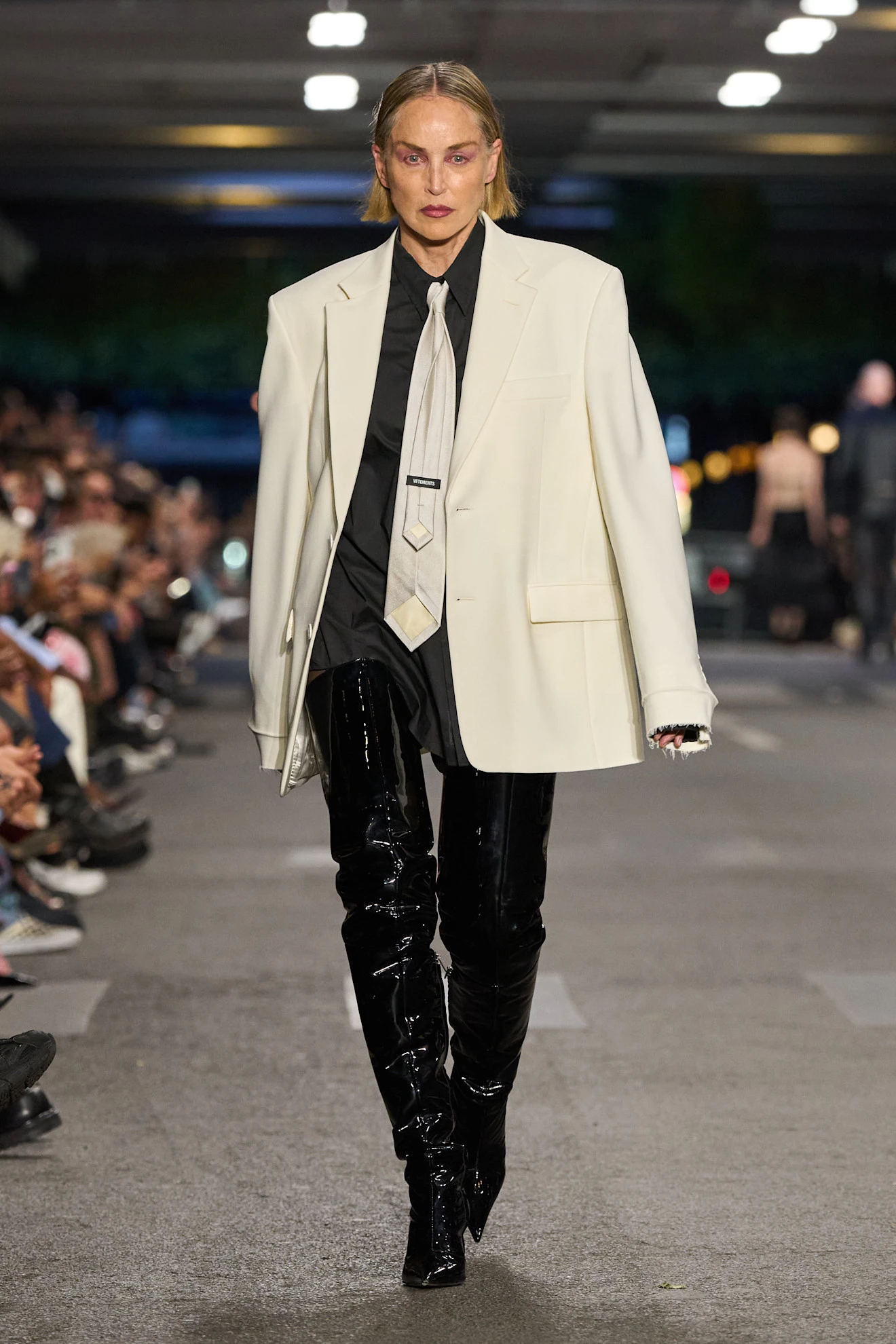 Показ Vetements весна-лето 2027 | Spotlight