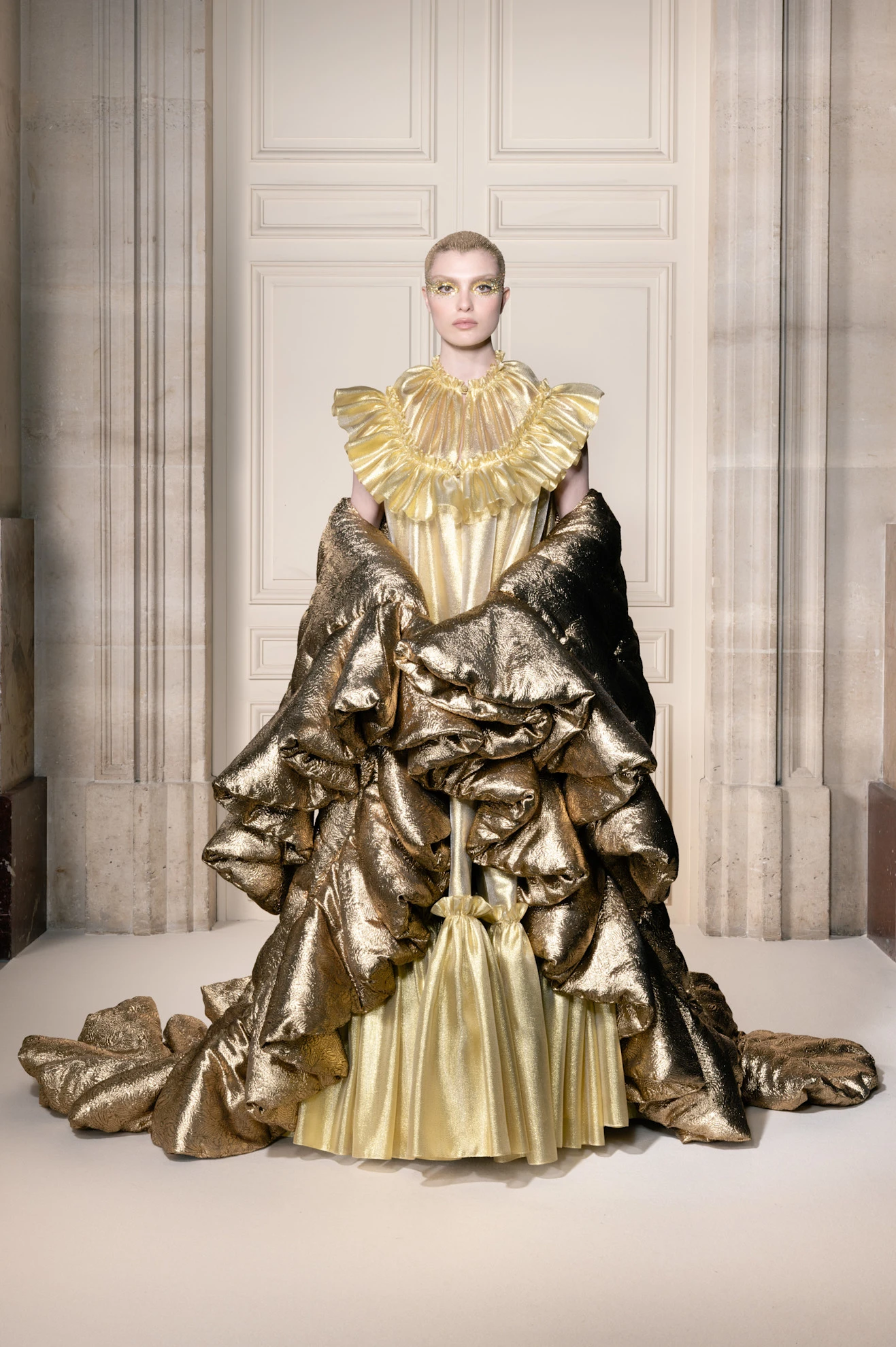 Viktor & Rolf | Haute Couture осень-зима 2026 | Spotlight