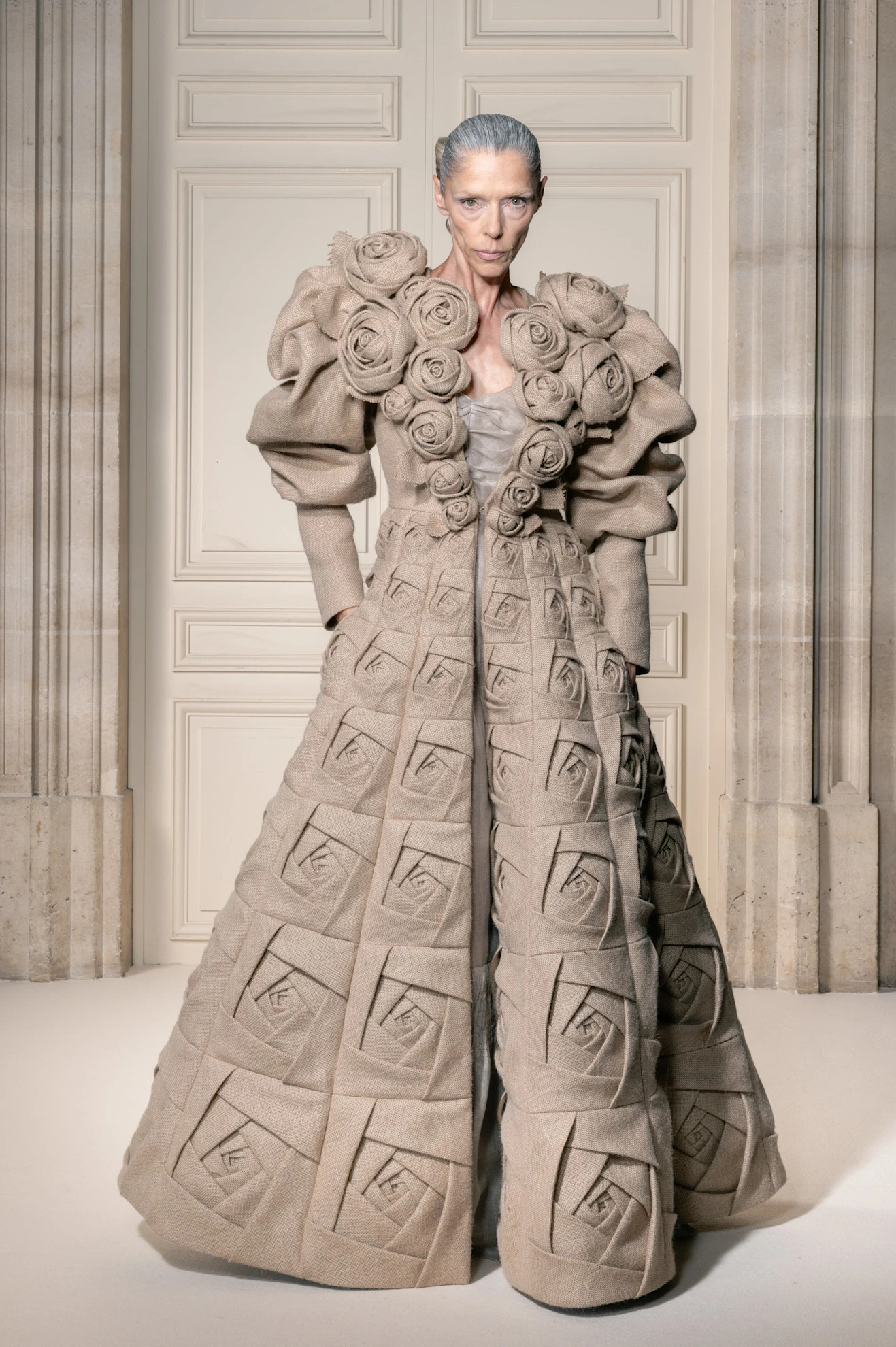 Viktor & Rolf | Haute Couture осень-зима 2026 | Spotlight