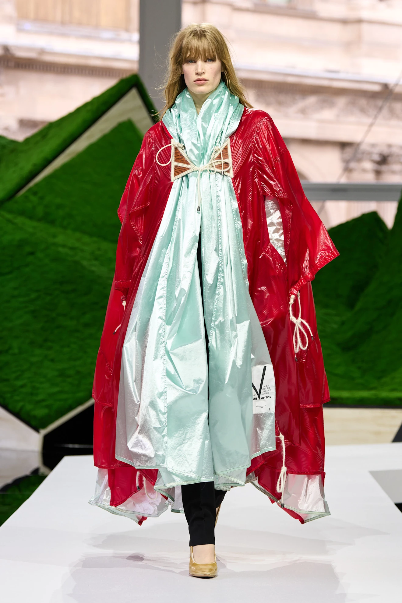 Показ Louis Vuitton осень-зима 2026 | Spotlight