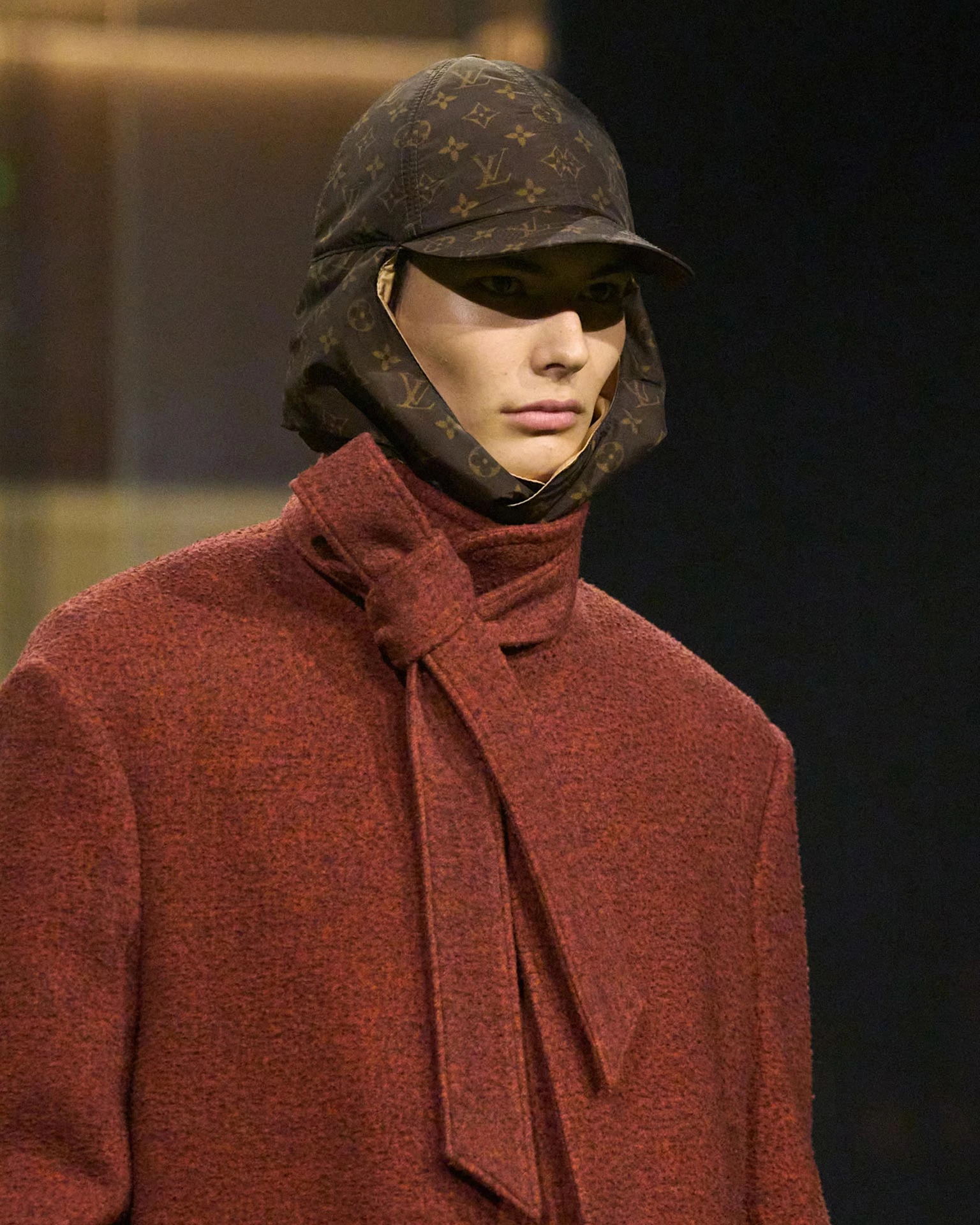 Модель Эрик Ильин | Louis Vuitton | Spotlight