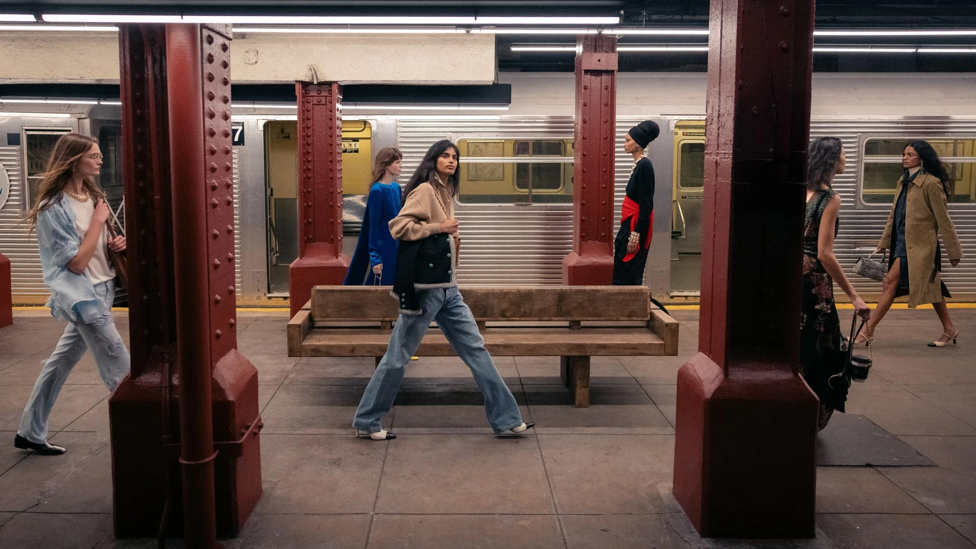 Архив пресс-службы Chanel