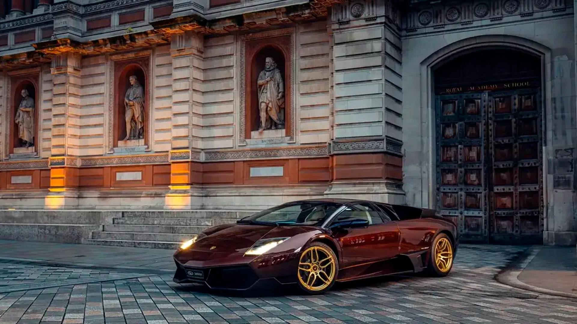Официальный сайт RM Sotheby's 