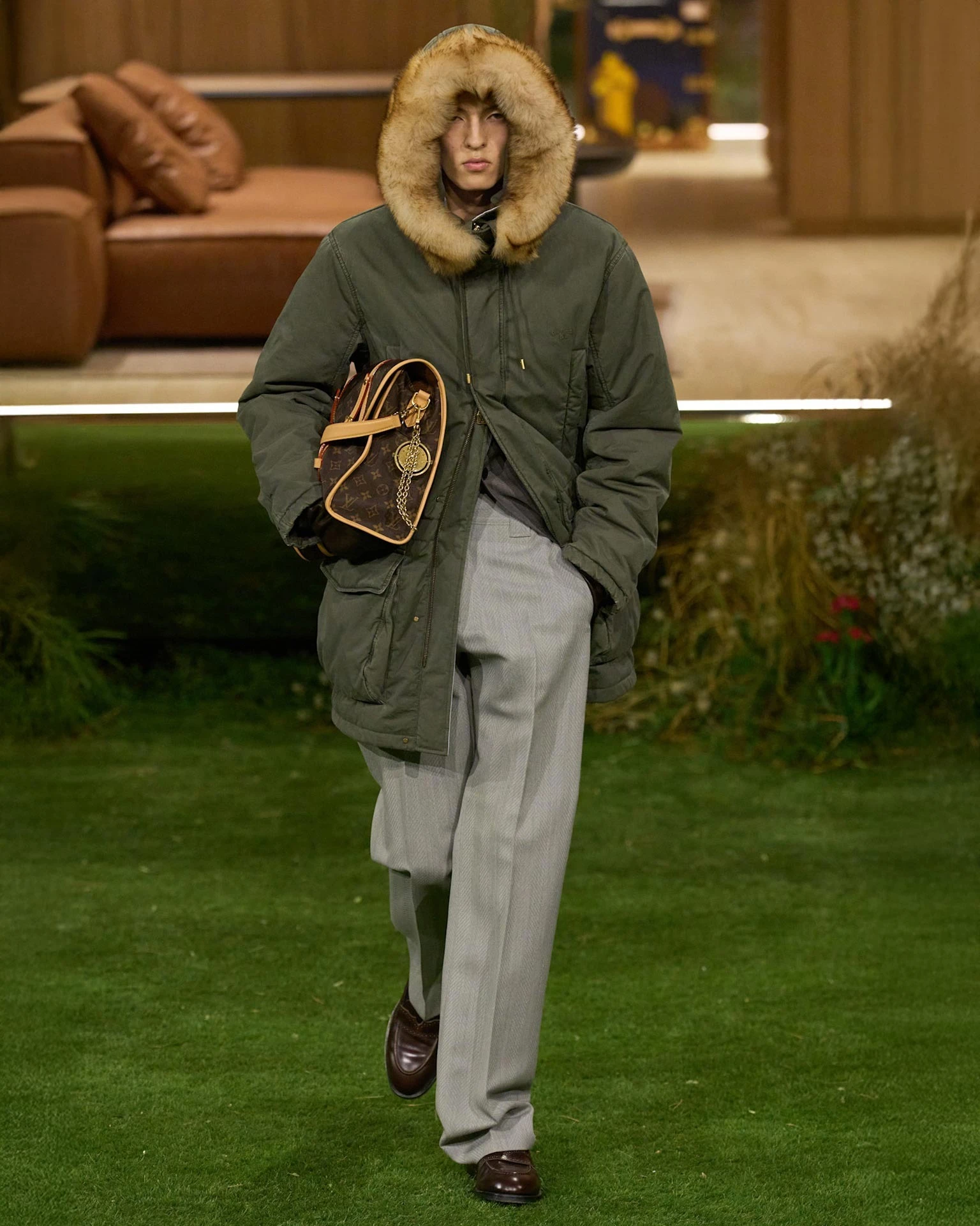Альжан Джандарбеков | Показ Louis Vuitton осень-зима 2026 | Spotlight