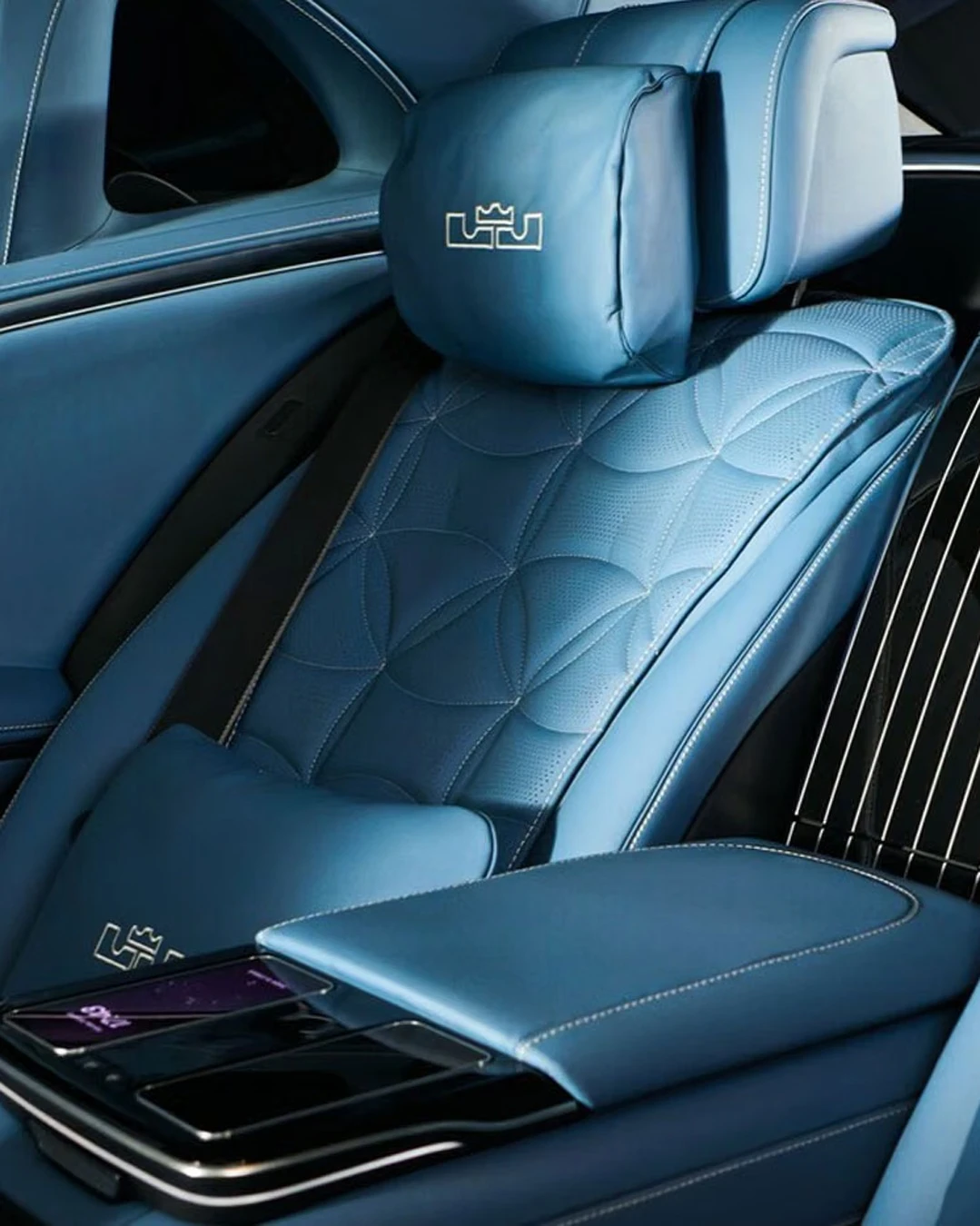 Mercedes-Maybach