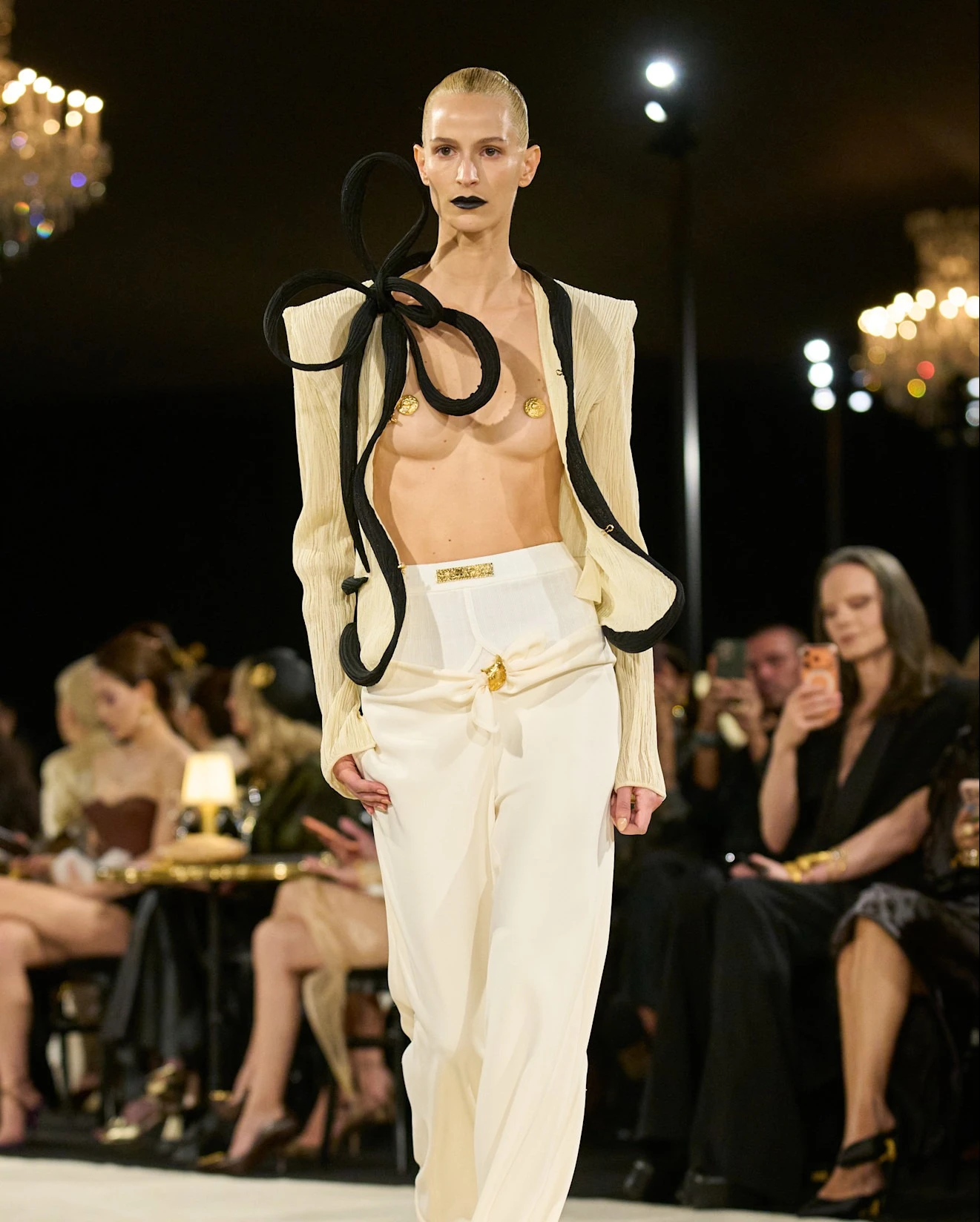 Показ Schiaparelli весна-лето 2027 | Spotlight