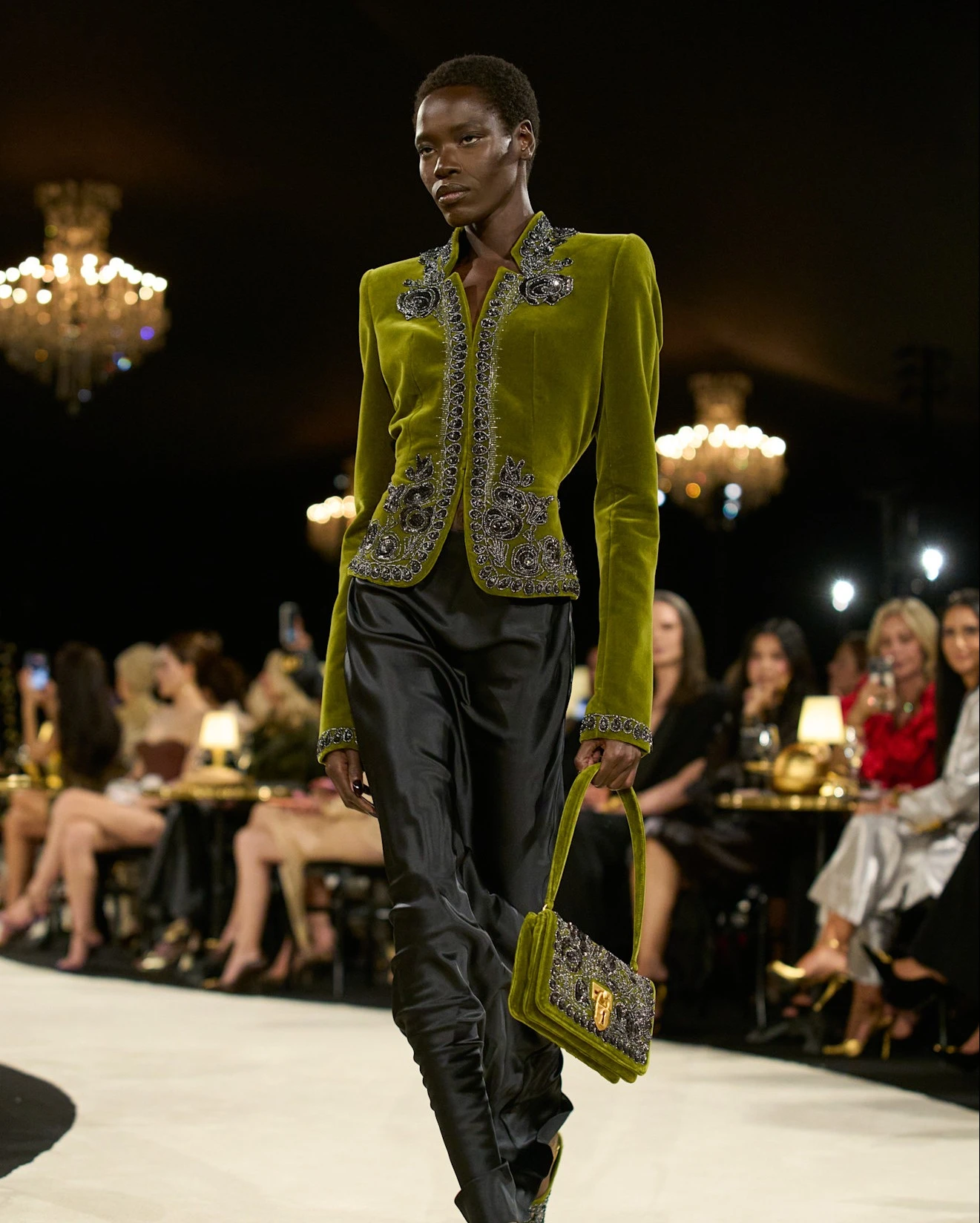 Показ Schiaparelli весна-лето 2027 | Spotlight
