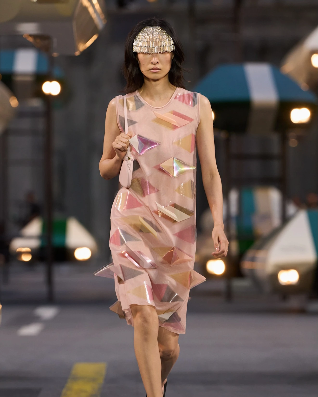 Показ Louis Vuitton весна–лето 2027 | Spotlight