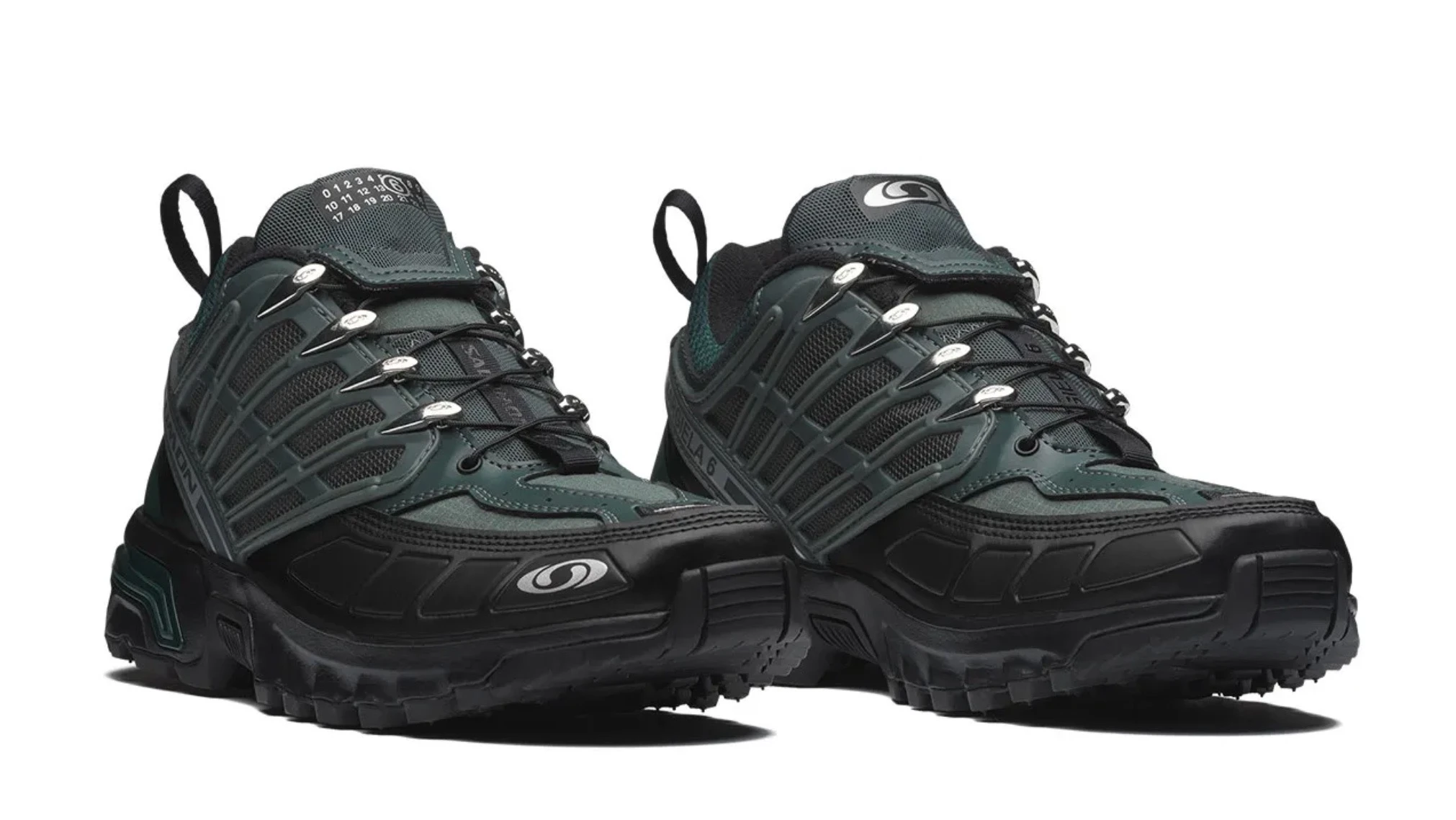 MM6 Maison Margiela и Salomon