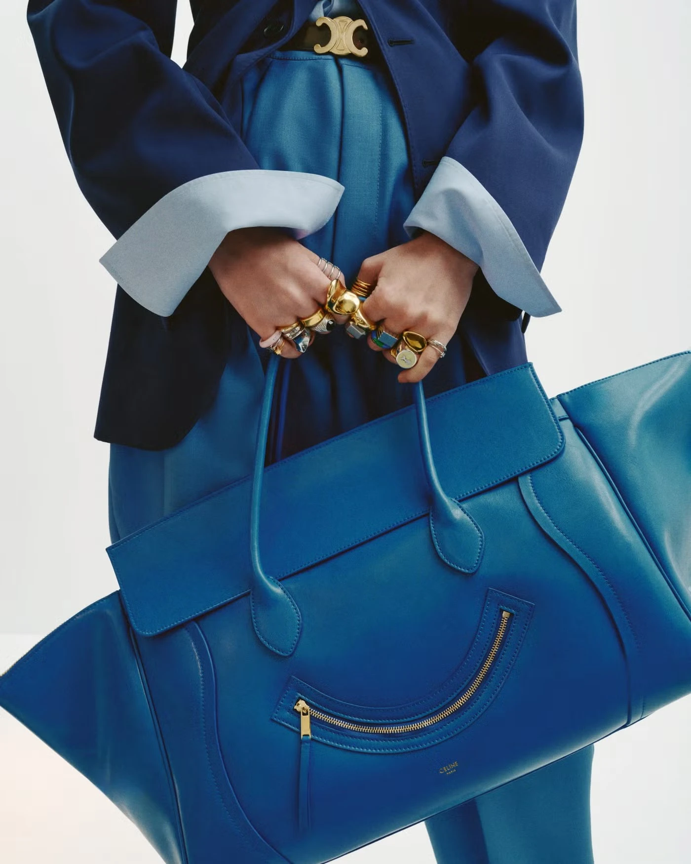  Сумка Celine Phantom  | Официальный сайт Celine