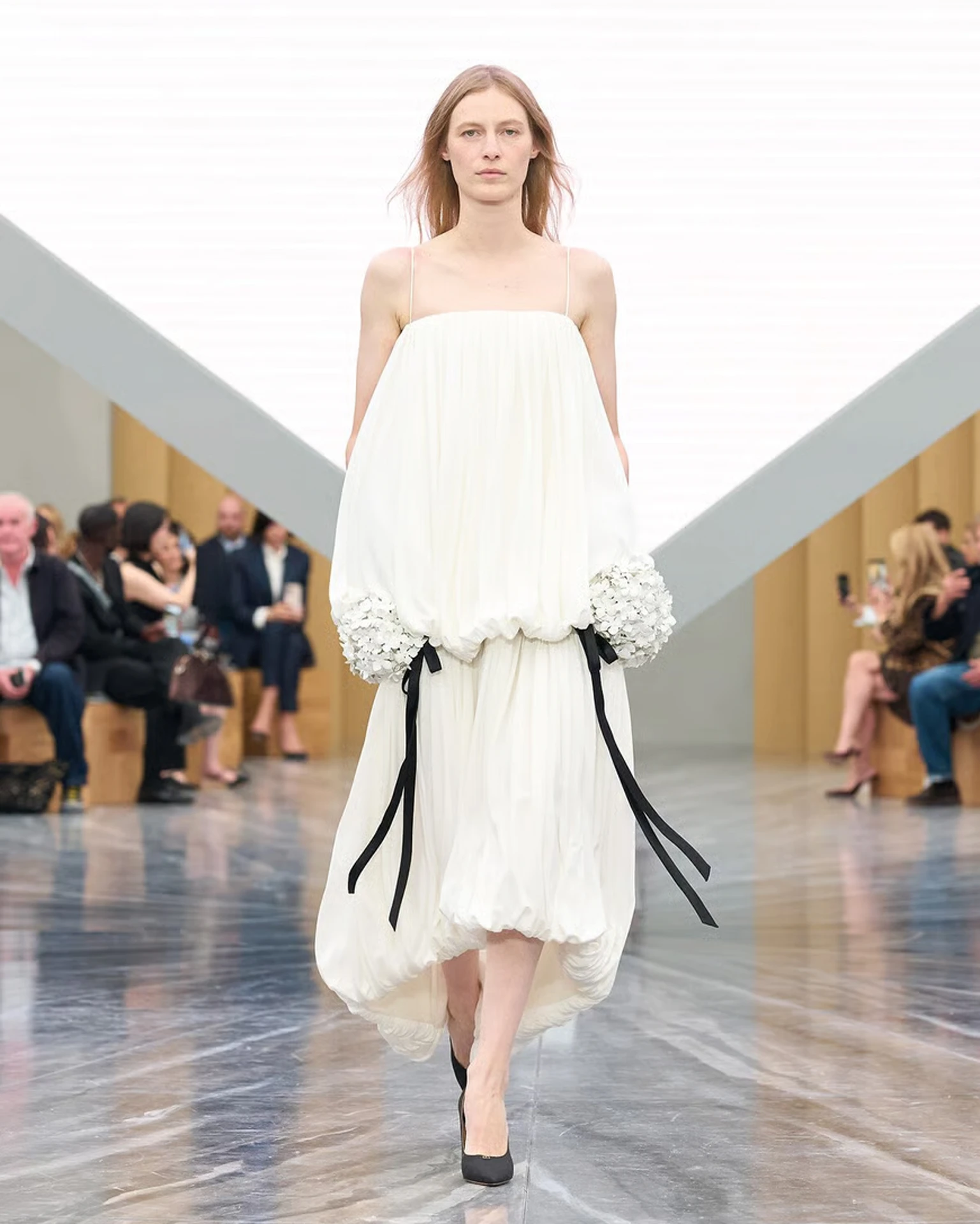 DIOR ресми сайты