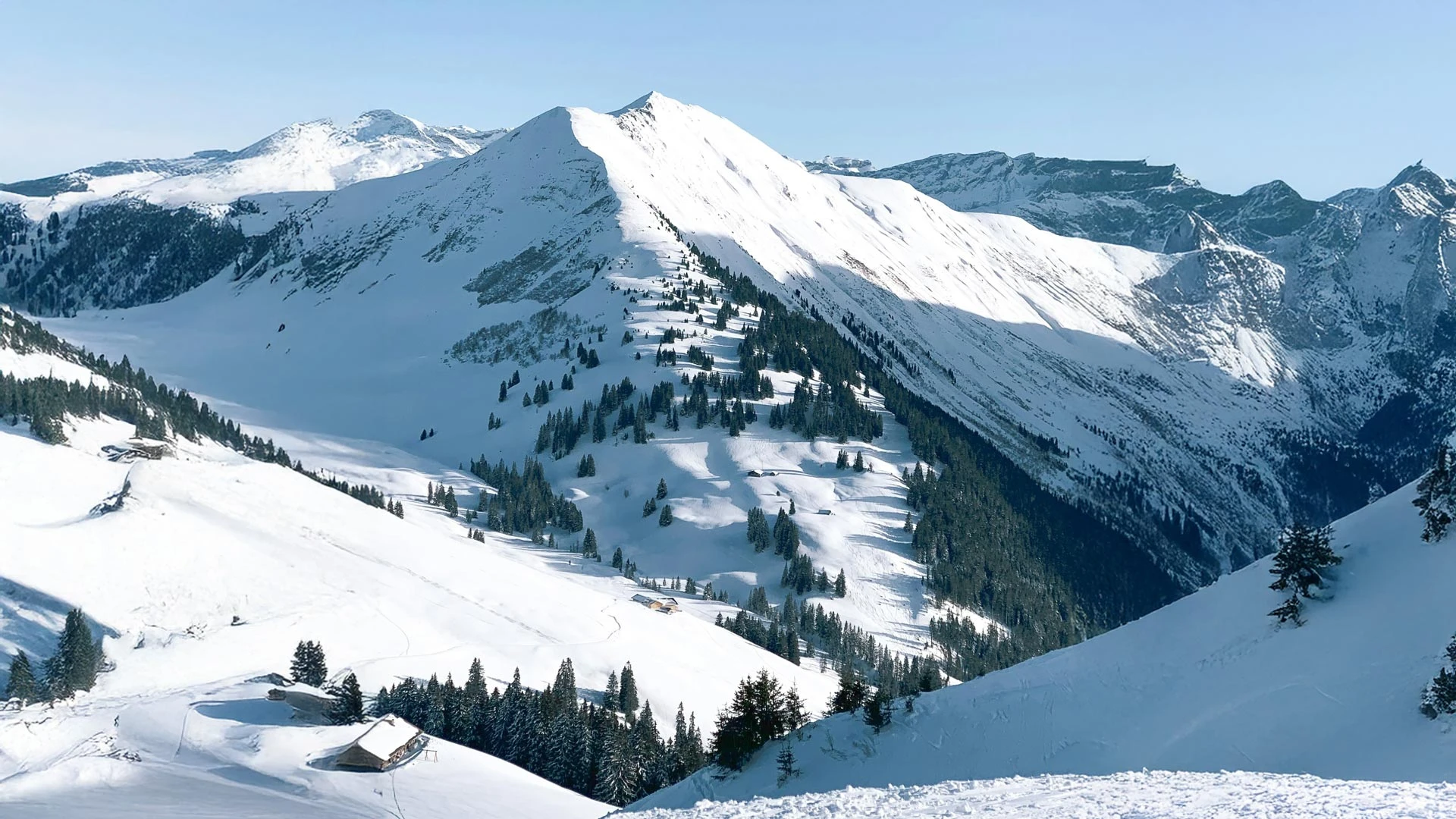 Гштаад, Швейцария | Unsplash