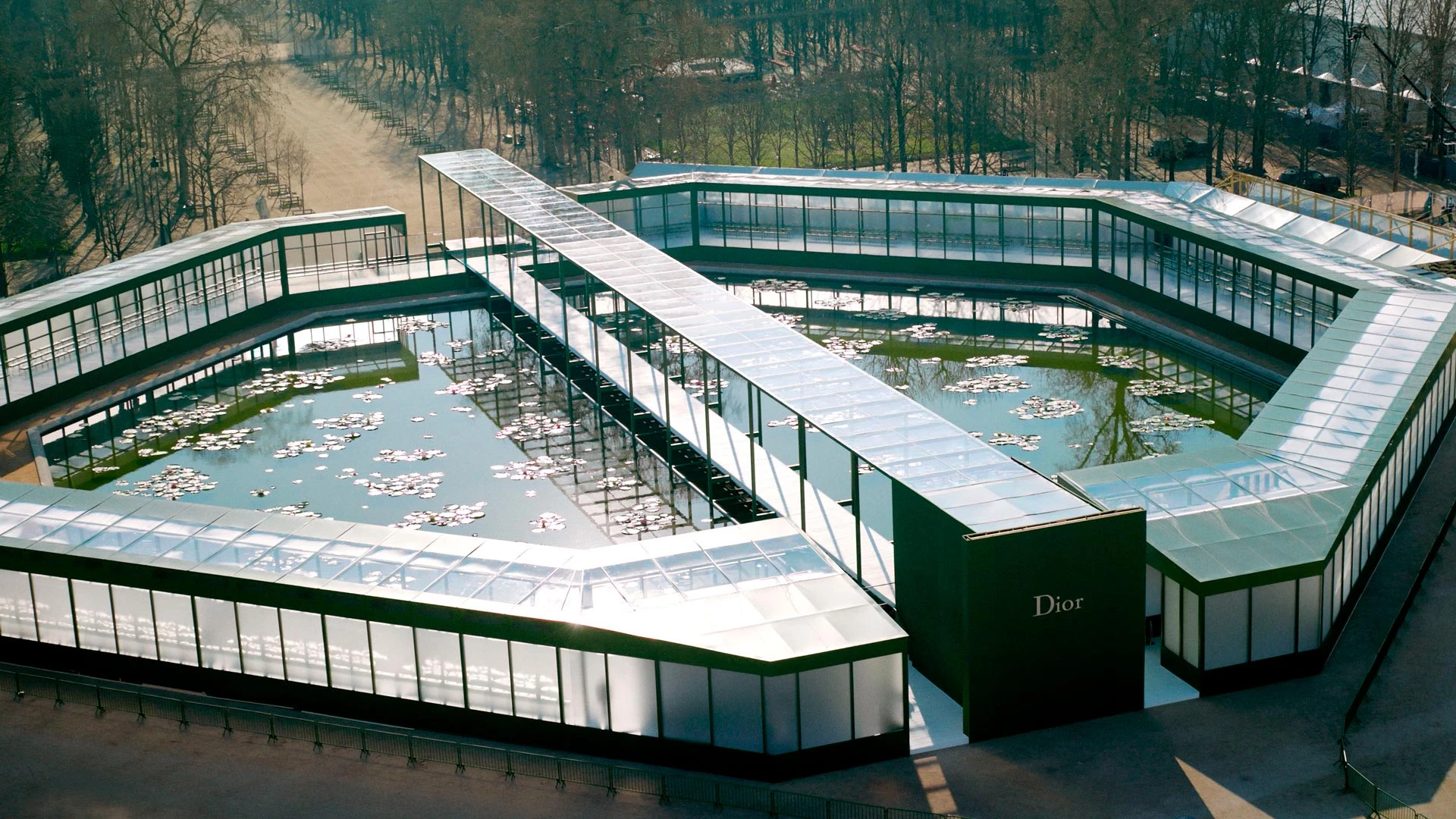 Архив пресс-службы Dior